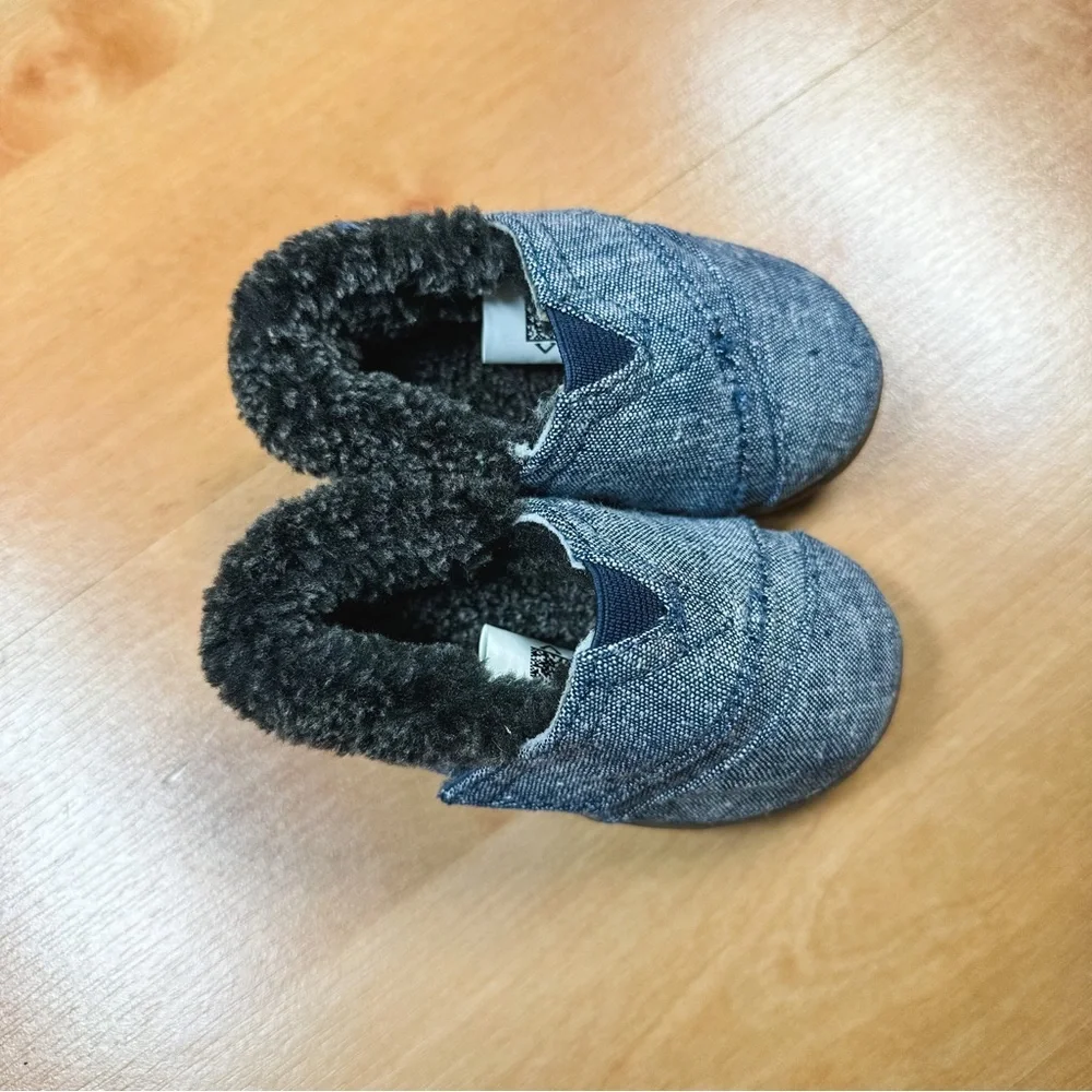 Toms Navy Blue Tiny Toms House Slippers Unisex Baby Hard Sole Shoes Size 3